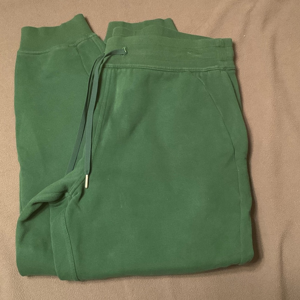 Lululemon joggers,Green Sweatpants, size 14